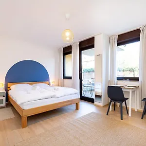 Nettes Mit Terrasse Apartment