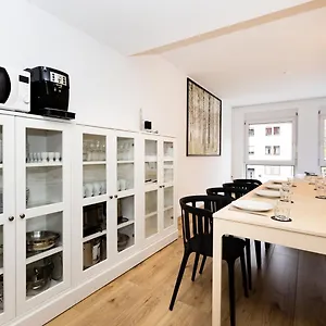 Grosse In Der Altstadt Apartment